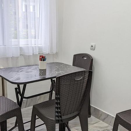 Main Square Apartment - סקופיה מראה חיצוני תמונה