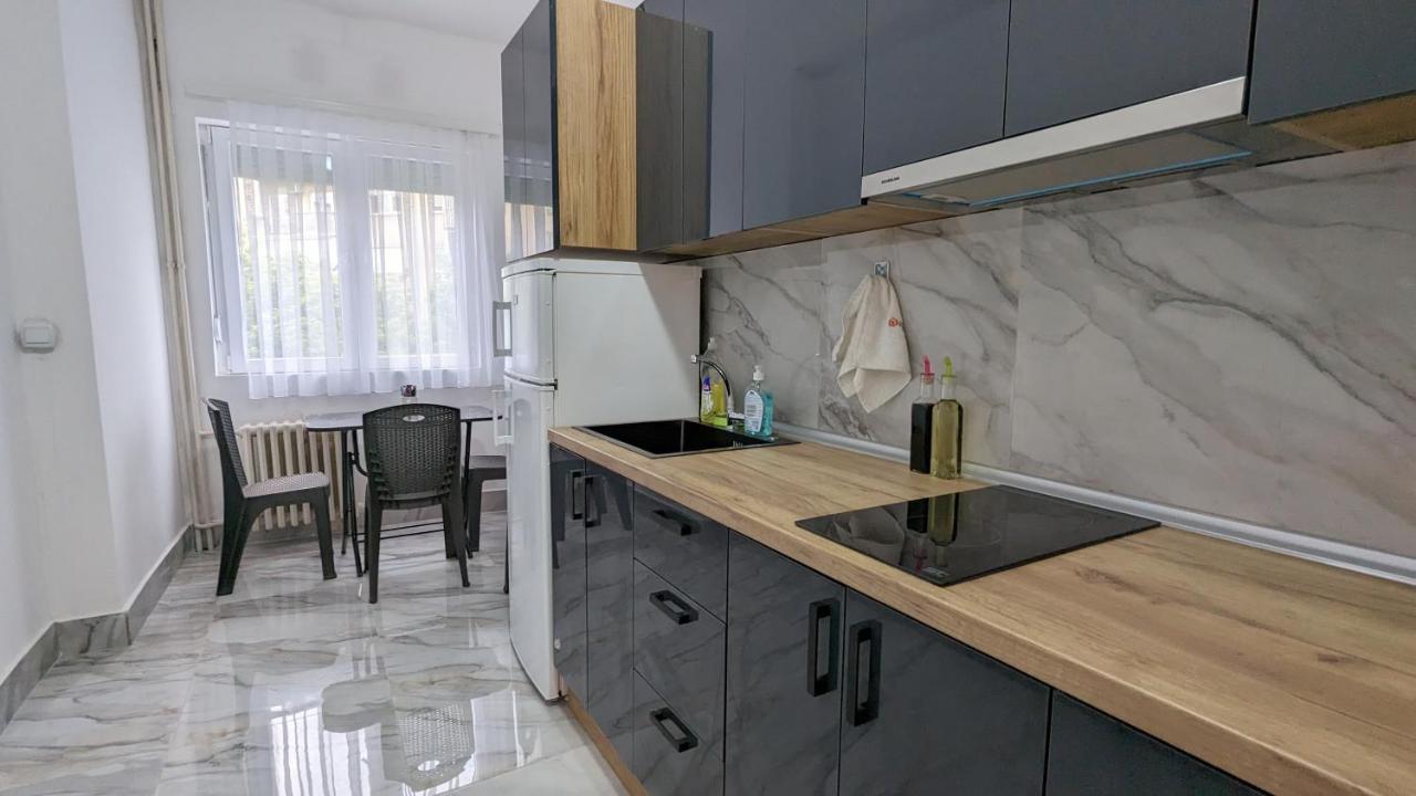 Main Square Apartment - סקופיה מראה חיצוני תמונה